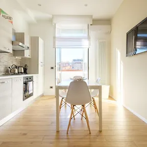  Apartment Scandellari Apartments - Comfortable Stay For 2 Guests, No Elevator